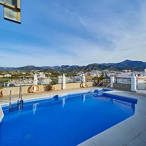 bajamar-nerja.hotelsinnerja.org/